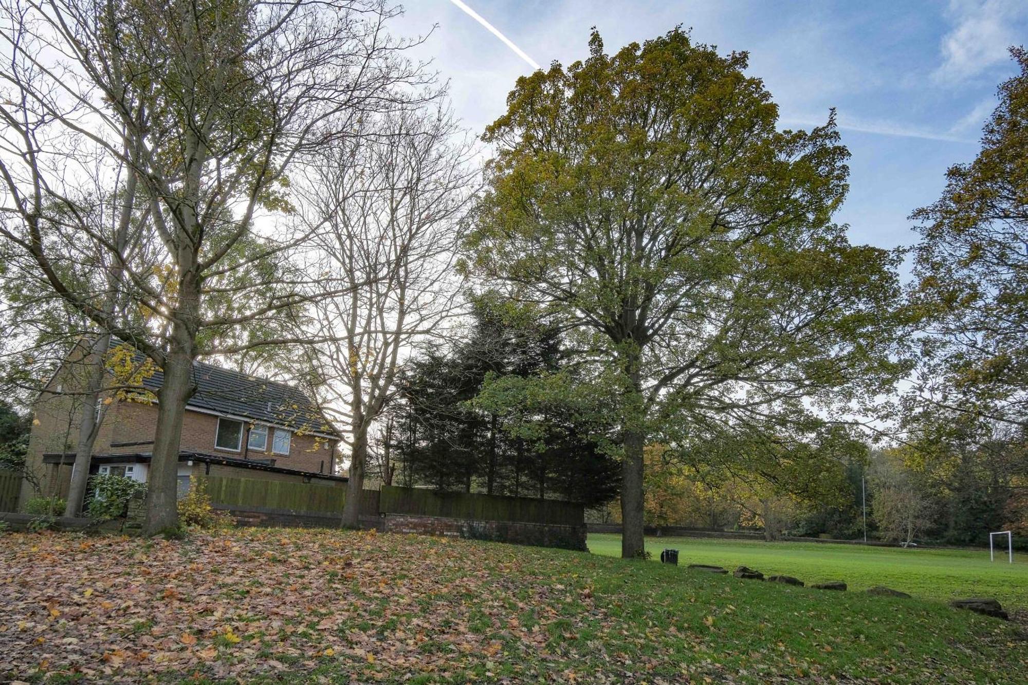 Cross Lane Cottage Pudsey Exterior photo